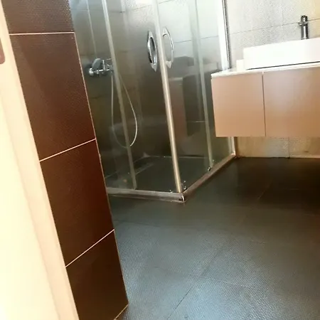 Armas Homes Apartament *